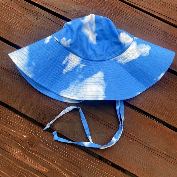Soft Clouds Sun Hat - Baggu - Picture 1 of 3